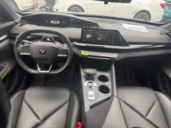 Changan UNI-V 2022 1.5T Sport - фото 10
