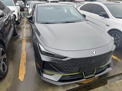 Changan UNI-V 2022 1.5T Sport - фото 3