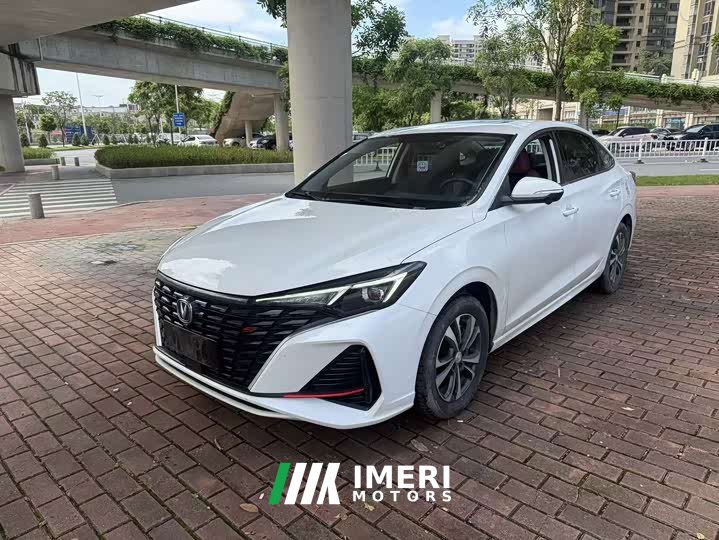 Changan Eado 2022 PLUS Blue Whale NE 1.4T GDI DCT Distinguished Edition - автомобиль из Китая