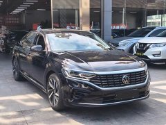 Volkswagen Passat 330TSI Elite Edition - фото 3