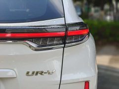 Honda UR-V 370TURBO four-wheel drive exclusive version - фото 12