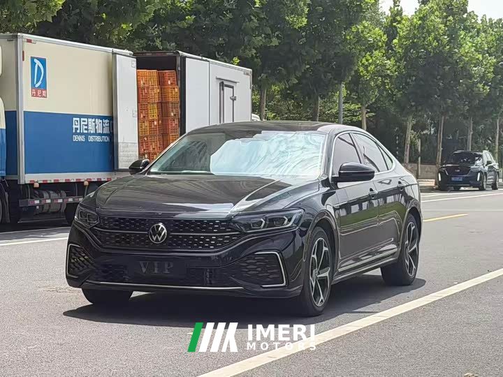 Volkswagen 380TSI Luxury Edition - автомобиль из Китая