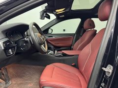 BMW 5 Series 530Li Leading M Sports Package - фото 4