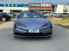 Yangwang U7 PHEV 5-Seat Luxury Edition - фото 2