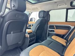 Land Rover Defender 2022 110 P400 Dark Special Edition - фото 12