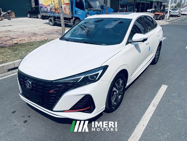 Changan Eado PLUS Blue Whale NE 1.4T GDI DCT Distinguished Type - автомобиль из Китая