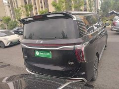 Hongqi HQ9 PHEV 2.0T four-wheel drive business version - фото 6