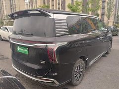 Hongqi HQ9 PHEV 2.0T four-wheel drive business version - фото 7