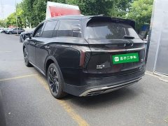 Hongqi HS7 PHEV 2.0T PHEV four-wheel drive Qichang version 6 seats - фото 5