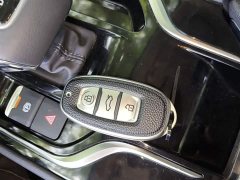 Hongqi E-QM5 2023 basic travel version - фото 9