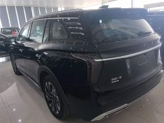 Hongqi HS7 PHEV 2.0T PHEV four-wheel drive Qichang version 6 seats - фото 5