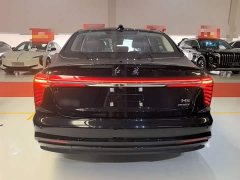 Hongqi H5 PHEV 170 Ultra Hybrid Edition - фото 6