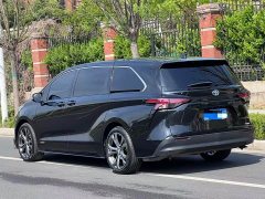 Toyota SIENNA 2.5LPHEV Premium Edition - фото 3