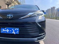 Toyota SIENNA 2.5LPHEV Premium Edition - фото 8