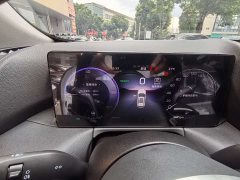 Hongqi HS3 PHEV 125km, 2 million units commemorative edition - фото 12