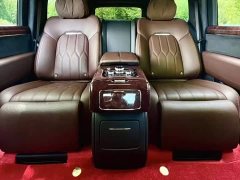 Hongqi Golden Sunflower Guoyao 2022 4.0T Elegant Flagship Edition 6 seats - фото 6