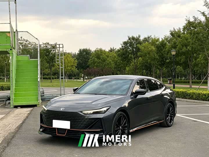 Changan UNI-V 1.5T Sport - автомобиль из Китая