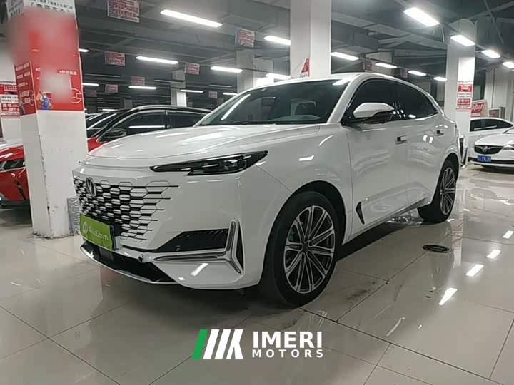 Changan UNI-K 2.0T premium - автомобиль из Китая