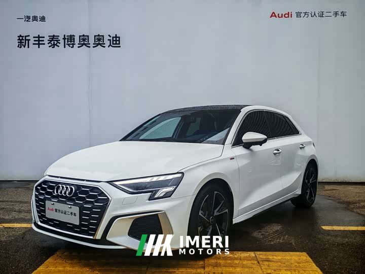 Audi A3 Sportback 35 TFSI stylish and sporty - автомобиль из Китая