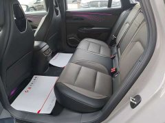 Hongqi EH7 640 four-wheel drive smart version - фото 6
