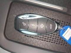 Hongqi EH7 2025 690 Smart Select Edition - фото 9
