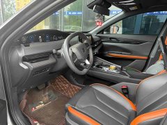 Changan UNI-V 1.5T Prestige Edition - фото 2
