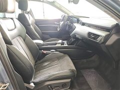 Audi e-tron 2021 50 quattro premium - фото 12