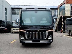 Hongqi Golden Sunflower Guoyue 3.0T flagship version 17 seats - фото 1