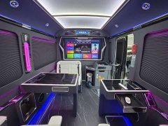 Hongqi Golden Sunflower Guoyue 3.0T flagship version 17 seats - фото 6