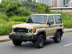 Toyota Land Cruiser (imported) LC71 4.0L automatic - фото 1
