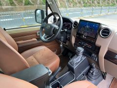 Toyota Land Cruiser (imported) LC71 4.0L automatic - фото 12