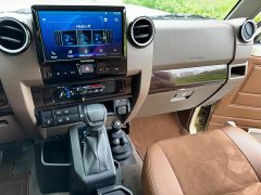 Toyota Land Cruiser (imported) LC71 4.0L automatic - фото 17