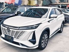 Changan CS75PLUS third generation 1.5T automatic luxury - фото 1