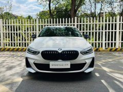BMW 1 Series facelift 120i M Sports Night Edition - фото 1