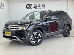 Volkswagen Touron 330TSI two-wheel drive luxury version - фото 1