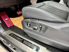 Volkswagen Touron 330TSI two-wheel drive luxury version - фото 8