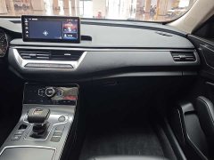 Hongqi H5 Classic 1.8T Automatic Intelligent Connected Flag Rhyme Edition - фото 15