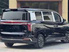 Hongqi HQ9 PHEV 2.0T four-wheel drive business version - фото 15