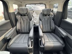 Hongqi HQ9 PHEV 2.0T four-wheel drive business version - фото 18