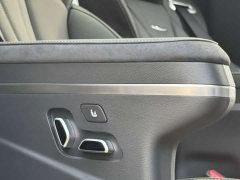 Hongqi HQ9 PHEV 2.0T four-wheel drive business version - фото 19