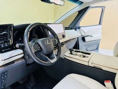 Lexus LM 350h seven-seat elegant version - фото 4
