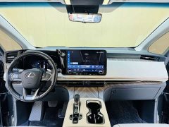 Lexus LM 350h seven-seat elegant version - фото 7