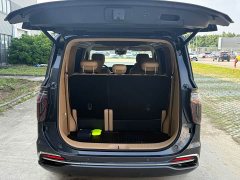 Hongqi HQ9 PHEV 2.0T four-wheel drive premium version - фото 12