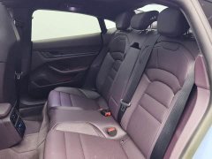 Porsche Taycan - фото 10