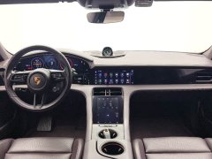 Porsche Taycan - фото 9