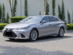 Lexus ES 300h Premium Edition - фото 1