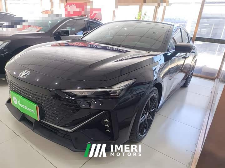 Changan UNI-V 2022 1.5T premium