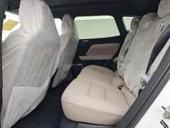 Volvo XC70 Plug-in Hybrid AWD Ultra-Long Range Plus - фото 13