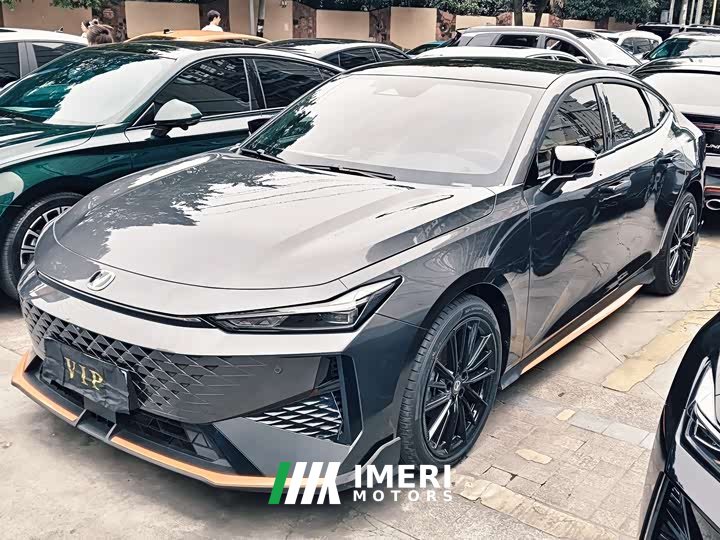 Changan UNI-V 1.5T noble sports