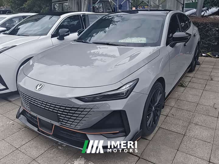 Changan UNI-V 2023 1.5T sports version - автомобиль из Китая